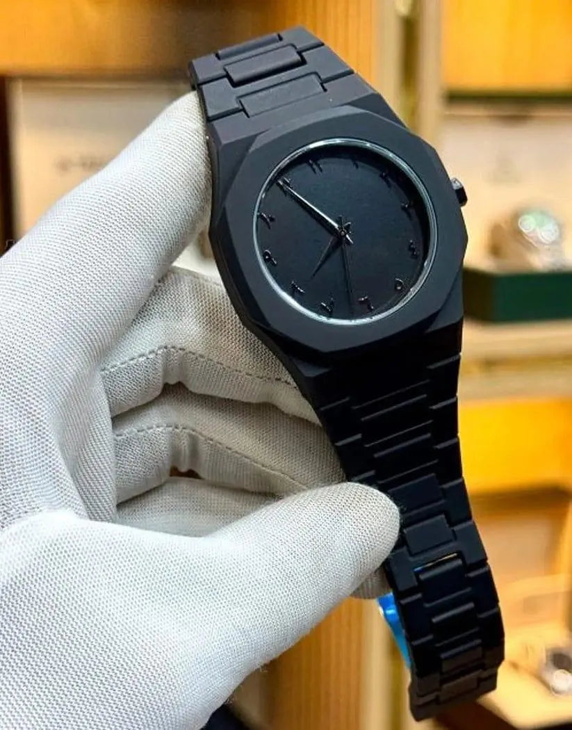 Aura Quartz Watch